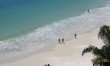 Vista praia de bombinhas há 80 metros da pousada :: Pousada Villa Garoupeta - Bombinhas SC Vista praia de bombinhas há 80 metros da pousada :: Pousada Villa Garoupeta - Bombinhas SC
