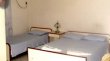 Suite com 1 cama casal + 1 cama solteiro.