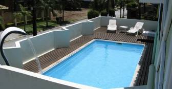 Piscina para diversão de todos.