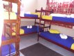 Cozinha com TV, geladeira, micro-ondas e bebedouro :: Casa de Hospedagem Shalom Adonai - Cachoeira Paulista SP Cozinha com TV, geladeira, micro-ondas e bebedouro :: Casa de Hospedagem Shalom Adonai - Cachoeira Paulista SP