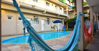 Piscina e redeiro da Pousada Praia de Pajuçara, em Maceió. :: Pousada Praia de Pajuçara - Foto 1 Piscina e redeiro da Pousada Praia de Pajuçara, em Maceió. :: Pousada Praia de Pajuçara - Foto 1