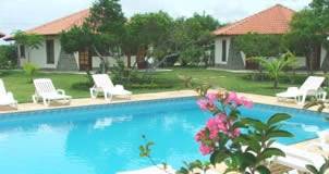 area da piscina :: Pousada Residencial Borboleta Amarelas - Foto 1 area da piscina :: Pousada Residencial Borboleta Amarelas - Foto 1