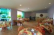 Restaurante onde é servido café da manhã e chá da tarde :: Farol de Itapuã Praia Hotel - Foto 6 Restaurante onde é servido café da manhã e chá da tarde :: Farol de Itapuã Praia Hotel - Foto 6
