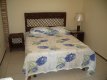 Quarto p/ casal com suite, móveis confeccionados em cipó, colchão unibox, frigobar, tv lcd Sky e ven :: Pousada Dalourdes - Foto 4 Quarto p/ casal com suite, móveis confeccionados em cipó, colchão unibox, frigobar, tv lcd Sky e ven :: Pousada Dalourdes - Foto 4