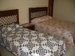 Quarto com suite, móveis confeccionados em cipo, cama de casal e acompanhante com colchão unibox, fr :: Pousada Dalourdes - Foto 5 Quarto com suite, móveis confeccionados em cipo, cama de casal e acompanhante com colchão unibox, fr :: Pousada Dalourdes - Foto 5