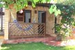 Taíba Suite, capacidade até 4 pessoas, camas Queen Size,TV, ar condicionado 9 000 Btus, frigopar, mesa redonda com 4 cadeiras, amplo banheiro e box, chuveiro com água quente pressurizada :: Arco Mundial Taíba - Foto 17 Taíba Suite, capacidade até 4 pessoas, camas Queen Size,TV, ar condicionado 9 000 Btus, frigopar, mesa redonda com 4 cadeiras, amplo banheiro e box, chuveiro com água quente pressurizada :: Arco Mundial Taíba - Foto 17