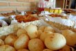 Pão de queijo quentinho no café da manhã. :: Pousada Luz do Sol - Foto 3 Pão de queijo quentinho no café da manhã. :: Pousada Luz do Sol - Foto 3