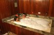 Hidro Massagem da Ala I I I em quarto de banho separado.
Todos os chalés em banheira dupla de hidro massgem :: Pousada das Pedras - Foto 16 Hidro Massagem da Ala I I I em quarto de banho separado.
Todos os chalés em banheira dupla de hidro massgem :: Pousada das Pedras - Foto 16