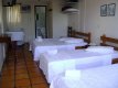 Quarto Quádruplo
Completo sem Vista :: Hotel Náutico - Foto 10 Quarto Quádruplo
Completo sem Vista :: Hotel Náutico - Foto 10