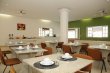 SALÃO DE CAFÉ DA MANHÃ COM BASTANTE ESPAÇÃO :: Pousada Três Pescadores - Foto 3 SALÃO DE CAFÉ DA MANHÃ COM BASTANTE ESPAÇÃO :: Pousada Três Pescadores - Foto 3