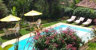 Piscina :: Casa do Ipê Amarelo - Foto 1 Piscina :: Casa do Ipê Amarelo - Foto 1