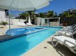 Aqui você pode curtir uma piscina tanto na sombra quanto no sol. :: Pousada Camboinhas Beach - Foto 3 Aqui você pode curtir uma piscina tanto na sombra quanto no sol. :: Pousada Camboinhas Beach - Foto 3