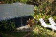 Ducha com água abundante e espreguiçadeiras para banho de sol :: Pousada Cabeça do Índio - Foto 4 Ducha com água abundante e espreguiçadeiras para banho de sol :: Pousada Cabeça do Índio - Foto 4