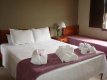 Suíte tripla com cama de casal e cama de solteiro :: Pousada Don Juan - Foto 15 Suíte tripla com cama de casal e cama de solteiro :: Pousada Don Juan - Foto 15