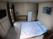 Suíte 11, tv led, geladeira, ventilador e roupas de cama, sacada espaçosa com rede. :: Pousada Pátio da Ferrugem - Foto 14 Suíte 11, tv led, geladeira, ventilador e roupas de cama, sacada espaçosa com rede. :: Pousada Pátio da Ferrugem - Foto 14