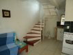 Vista do interior de uma Casa, sala e cozinha conjugadas . A escada leva aos 2 quartos . :: Pousada Maria Nicolau - Foto 10 Vista do interior de uma Casa, sala e cozinha conjugadas . A escada leva aos 2 quartos . :: Pousada Maria Nicolau - Foto 10