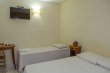 Suite Familiar (triplo) com uma cama de casal e uma de solteiro, tv, frigobar e ar condicionado. :: Pousada São Geraldo - Foto 5 Suite Familiar (triplo) com uma cama de casal e uma de solteiro, tv, frigobar e ar condicionado. :: Pousada São Geraldo - Foto 5