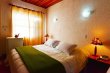 Chalé casal: Aconchegantes casas, equipadas com minibar, TV e DVD, aquecedor portátil, lençol térmico e wi-fi. (aceitamos animais de pequeno porte). :: Pousada Savoy - Foto 15 Chalé casal: Aconchegantes casas, equipadas com minibar, TV e DVD, aquecedor portátil, lençol térmico e wi-fi. (aceitamos animais de pequeno porte). :: Pousada Savoy - Foto 15