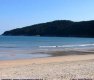 Praia do Guaiúba, a 50 metros da Pousada. Águas calmas, areia branca e fina, cercada de morros de Mata Alântica preservada. Extensão 800 metros :: Pousada Canto do Mar - Foto 13 Praia do Guaiúba, a 50 metros da Pousada. Águas calmas, areia branca e fina, cercada de morros de Mata Alântica preservada. Extensão 800 metros :: Pousada Canto do Mar - Foto 13