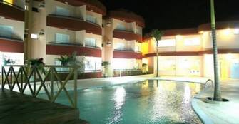 Visão Noturna :: Hotel Clube Azul do Mar - Foto 1 Visão Noturna :: Hotel Clube Azul do Mar - Foto 1