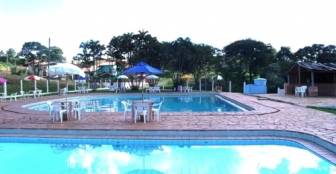 Piscinas para Adulto e Criança :: Chalés Parque Aquático - Foto 1 Piscinas para Adulto e Criança :: Chalés Parque Aquático - Foto 1