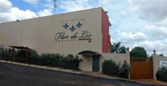 Pousada Flor de Lis - Olímpia SP