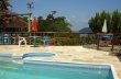 UMA DAS PISCINAS COM MAR AO FUNDO :: Ecopousada Casa da Floresta - Foto 2 UMA DAS PISCINAS COM MAR AO FUNDO :: Ecopousada Casa da Floresta - Foto 2