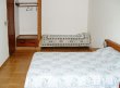 Quarto ( com uma cama de casal, uma cama de solteiro, com a bi-cama ) :: Chalés Estrela do Mar - Foto 9 Quarto ( com uma cama de casal, uma cama de solteiro, com a bi-cama ) :: Chalés Estrela do Mar - Foto 9