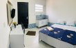 Quarto casal
com mesa e cadeiras
Pia com Gabinete
ventilador :: Pousada Aconchego Ocian - Foto 19 Quarto casal
com mesa e cadeiras
Pia com Gabinete
ventilador :: Pousada Aconchego Ocian - Foto 19