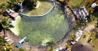 Vista Aérea Piscina Natural :: Pousada das Cachoeiras - Foto 1 Vista Aérea Piscina Natural :: Pousada das Cachoeiras - Foto 1
